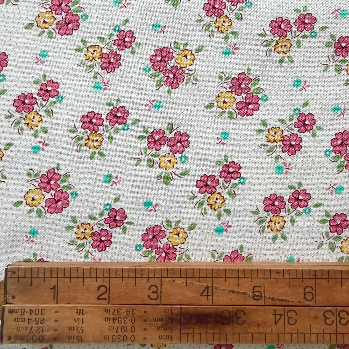 Aunt Grace Goes Scrappy by Judie Rothermel for Marcus Fabrics - Floral - Pink