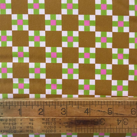 Picnic in Bronze Plus - Annabels Blenders - Windham Fabrics