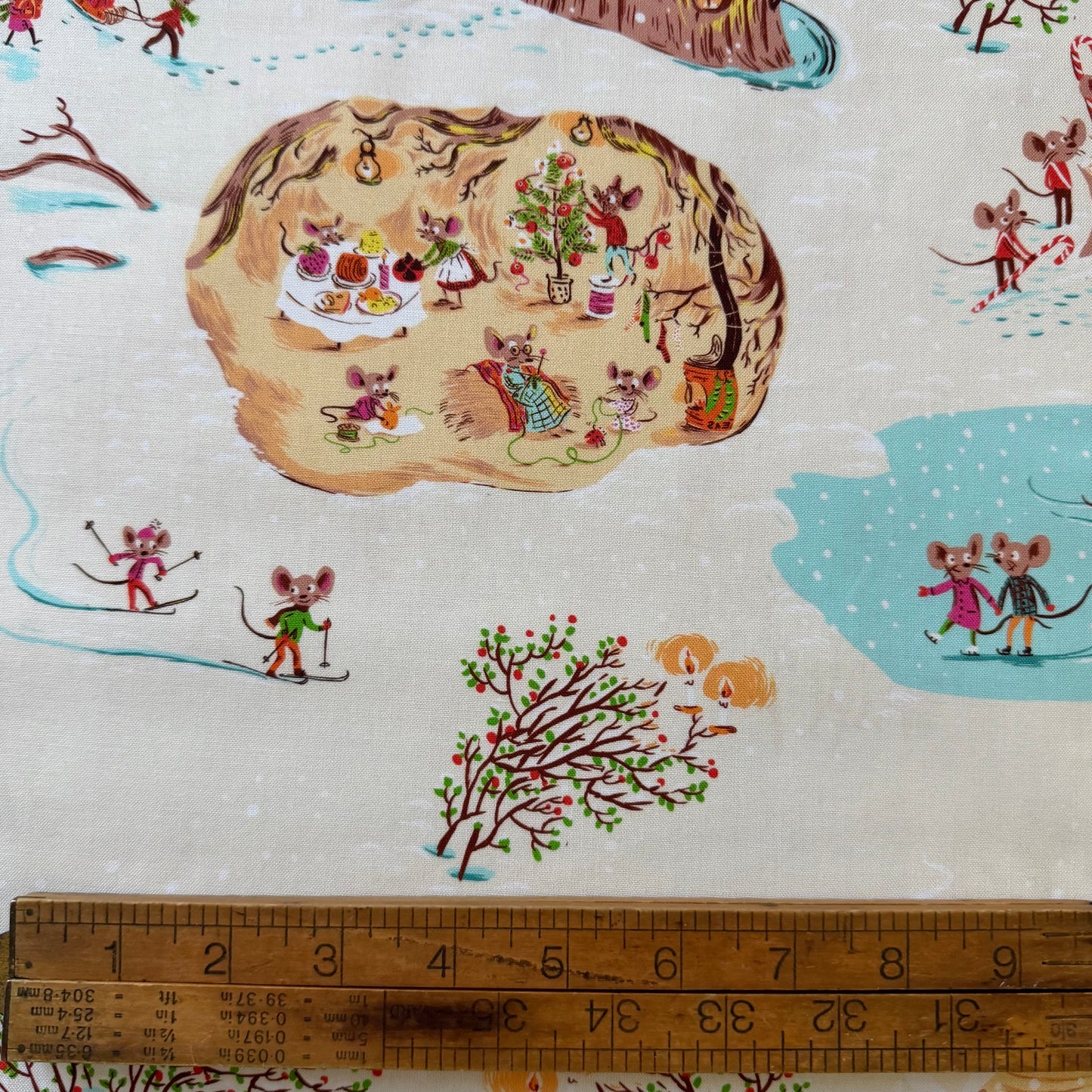 Heather Ross Favorites - Christmas Mice in Cream