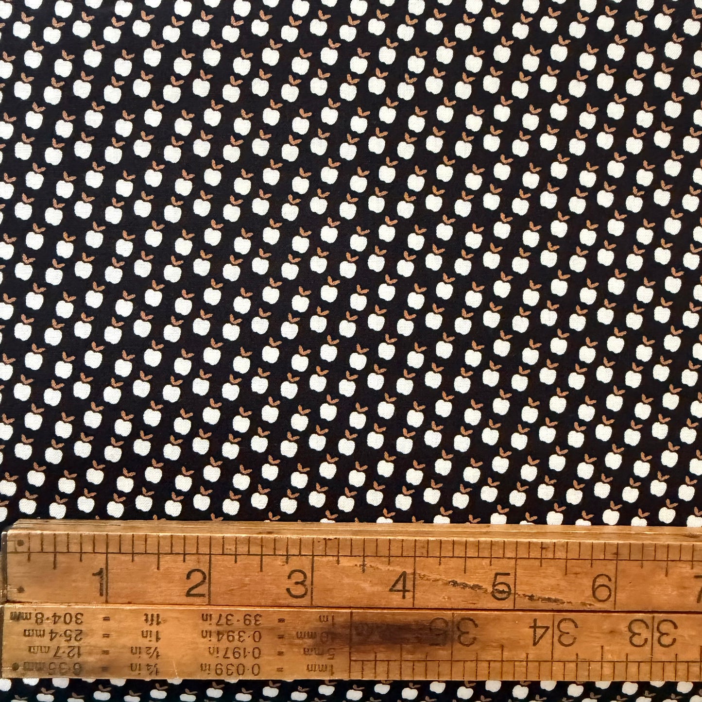 Catnap - Apples in Black - Ruby Star Society