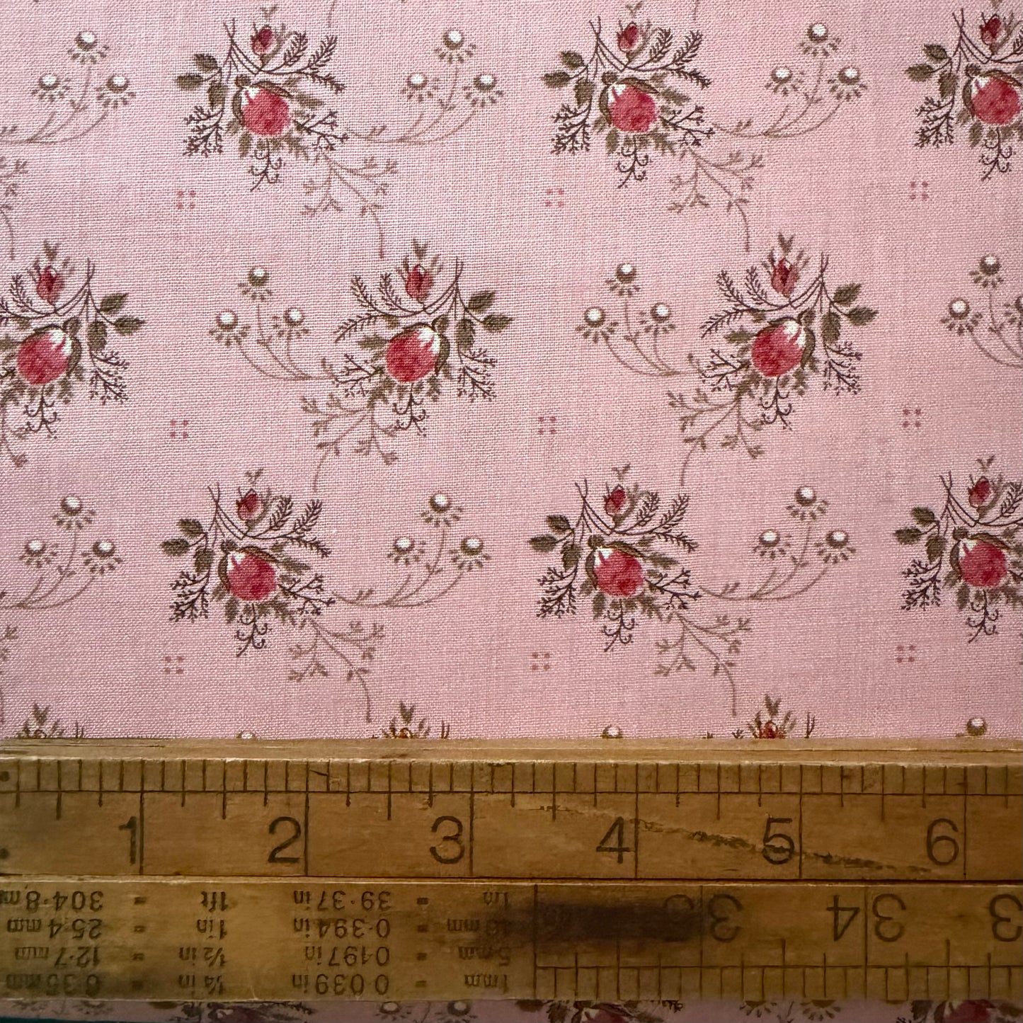 French General - Fleur De Paris - Primvere Florals Rosebud in Pale Rose