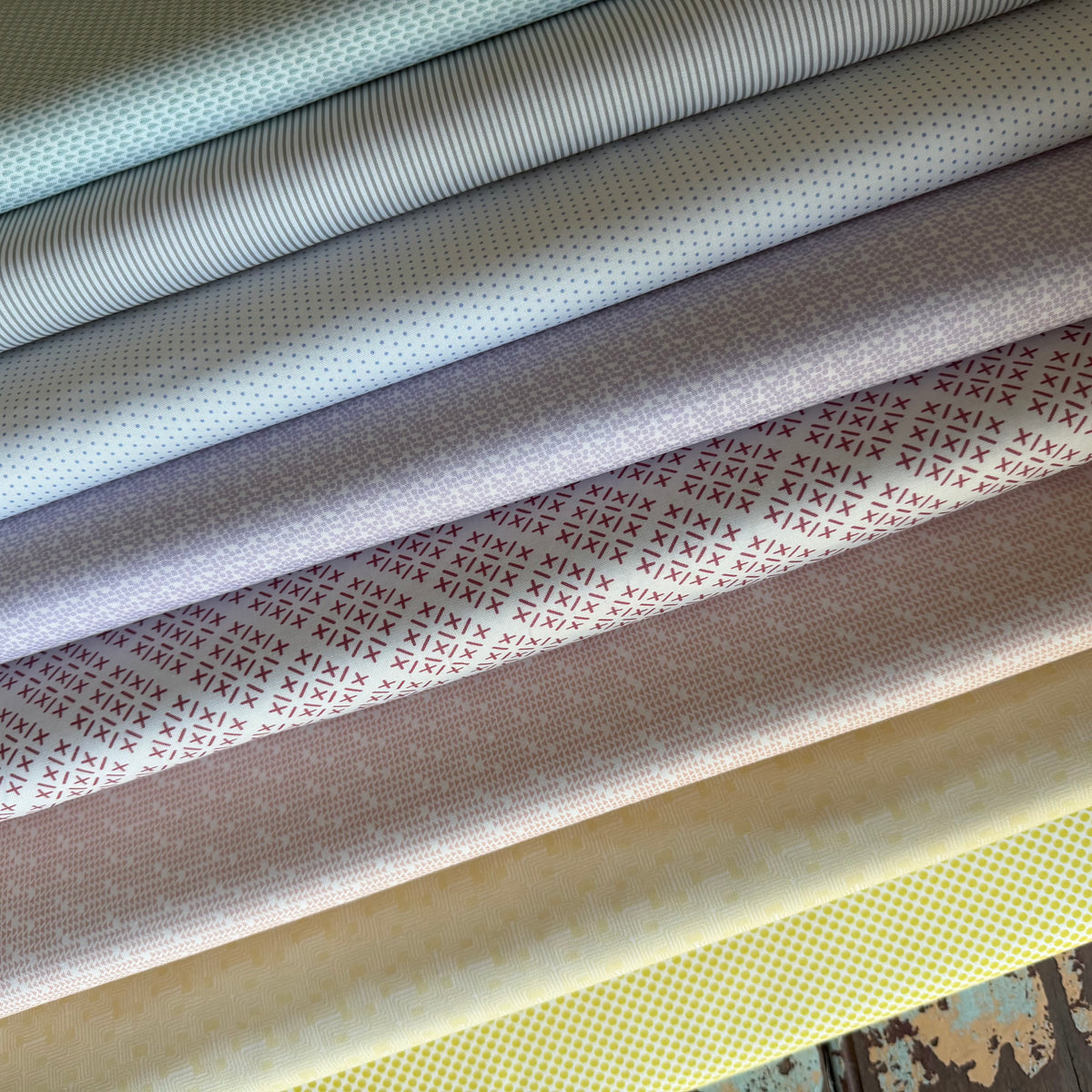Snowgoose in Lavender - Gathered Bonbons - Moda