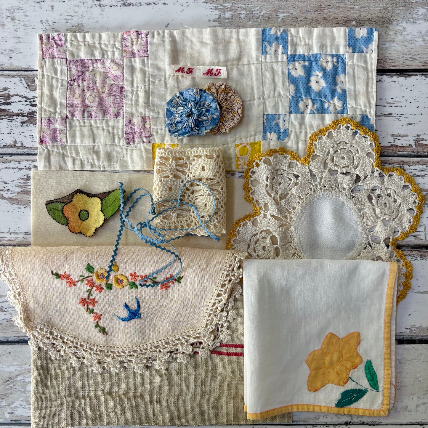 Needlebook Bundle with Vintage Quilt (4)