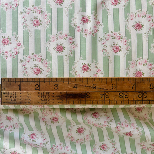 YUWA - Green Stripe with Pink Roses