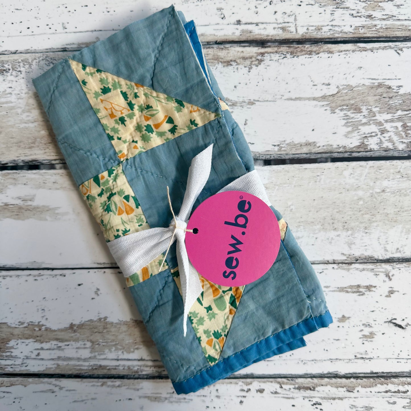 Vintage Quilt Piece (O)