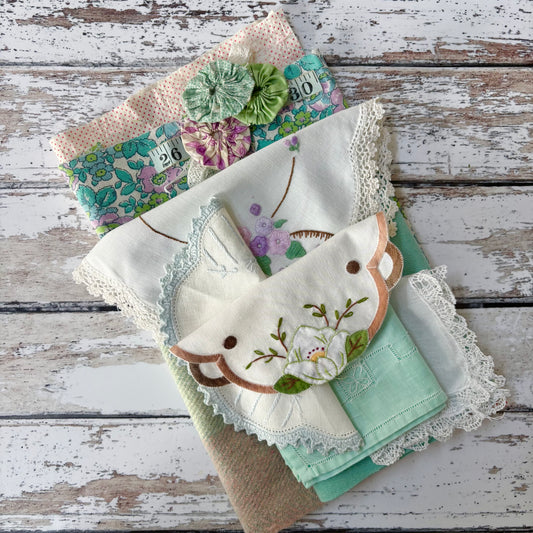 Needlebook Bundle with Vintage Quilt (3)