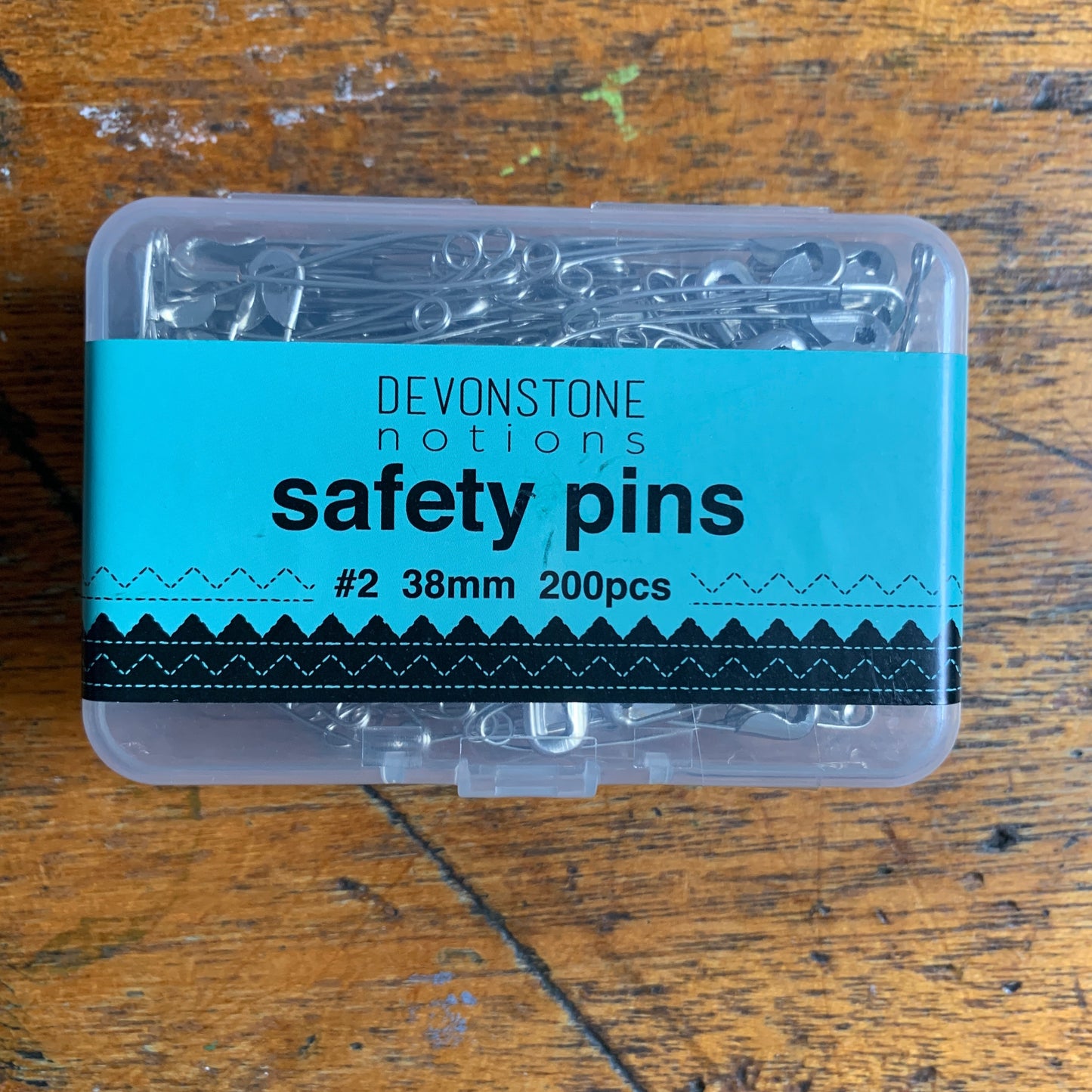 Safety Pins x 200