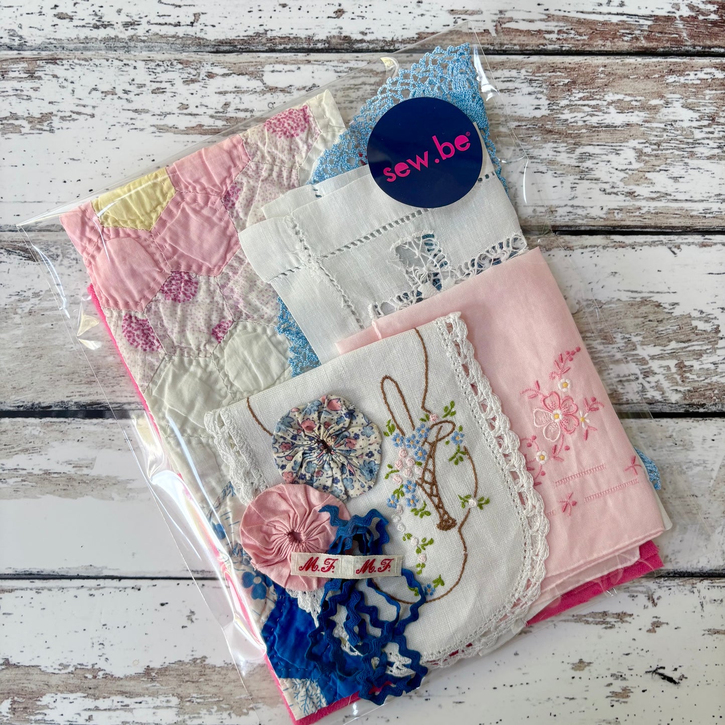 Needlebook Bundle with Vintage Quilt (2)