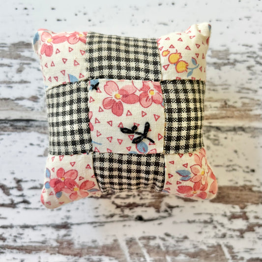 Vintage Quilt Block Pin Cushion