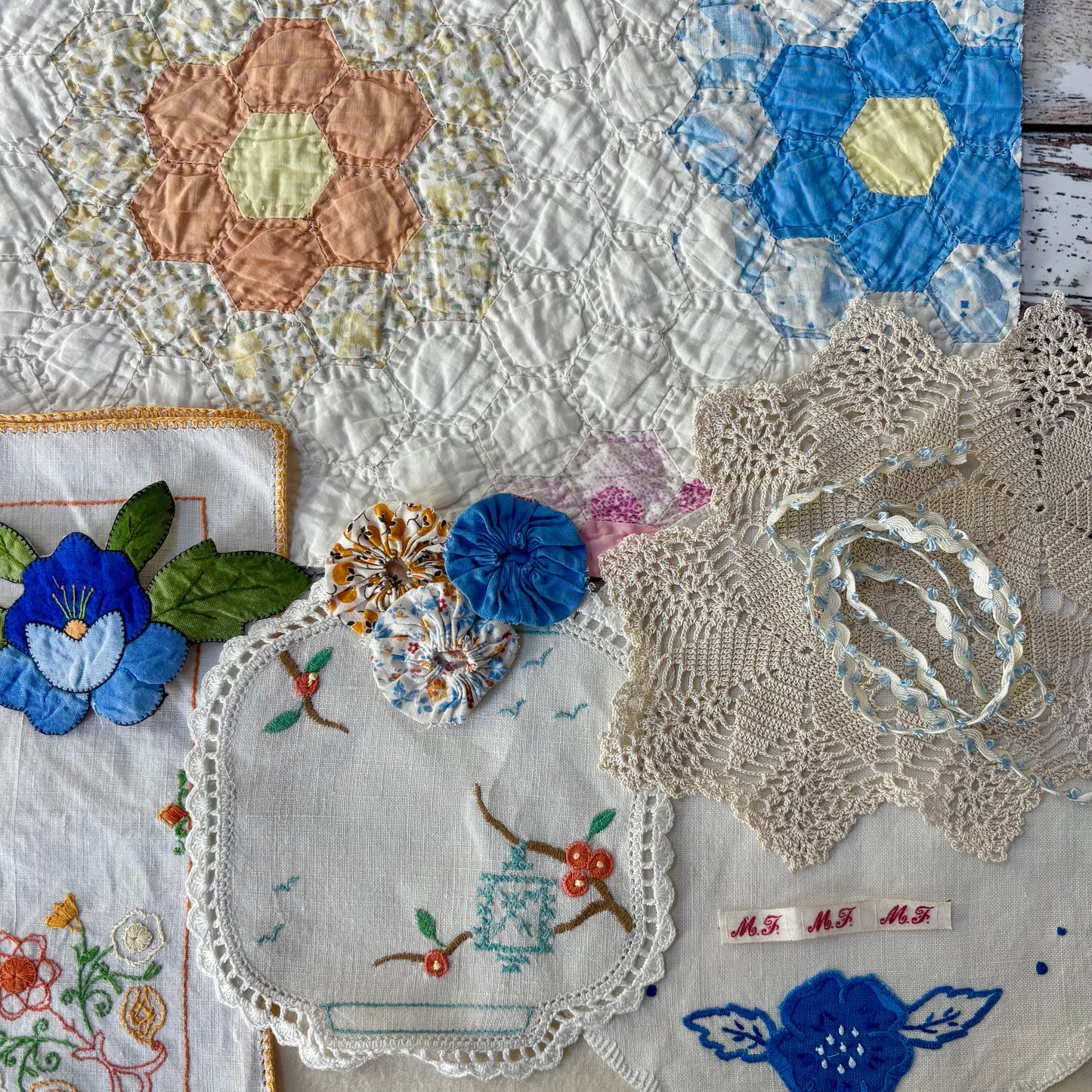 Needlebook Bundle with Vintage Quilt (1)