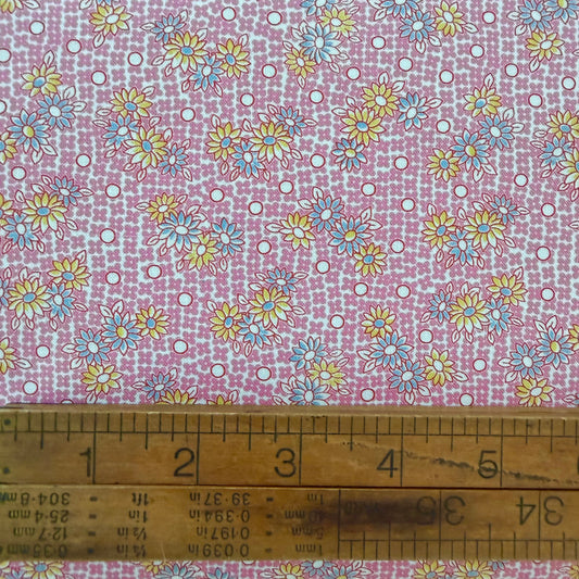 Daisies in Pink - Textile Pantry by Junko Matsuda