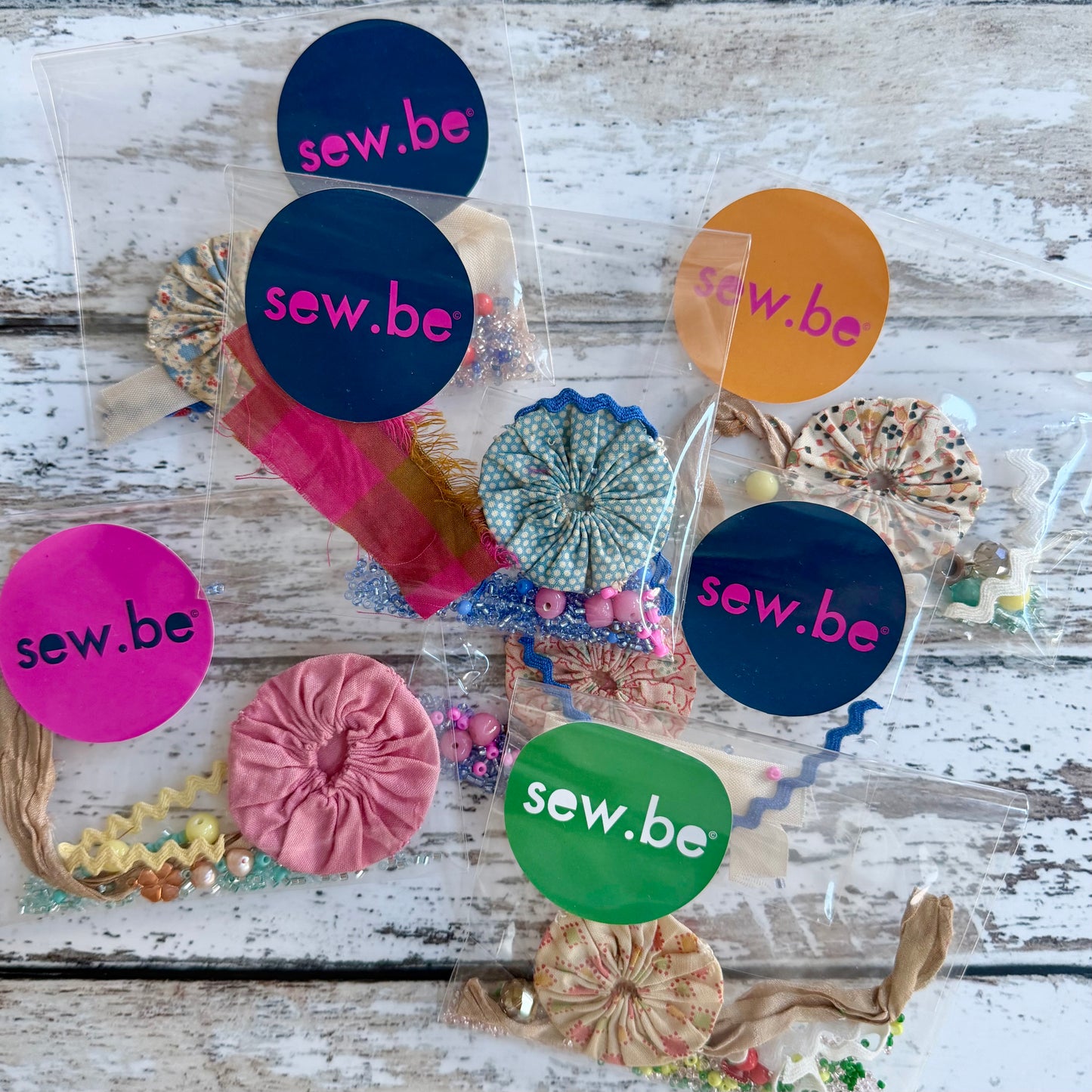 Vintage Zipper Charm Kit