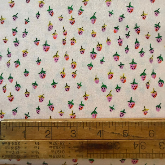 Heather Ross Favorites - Field Strawberries in Blush