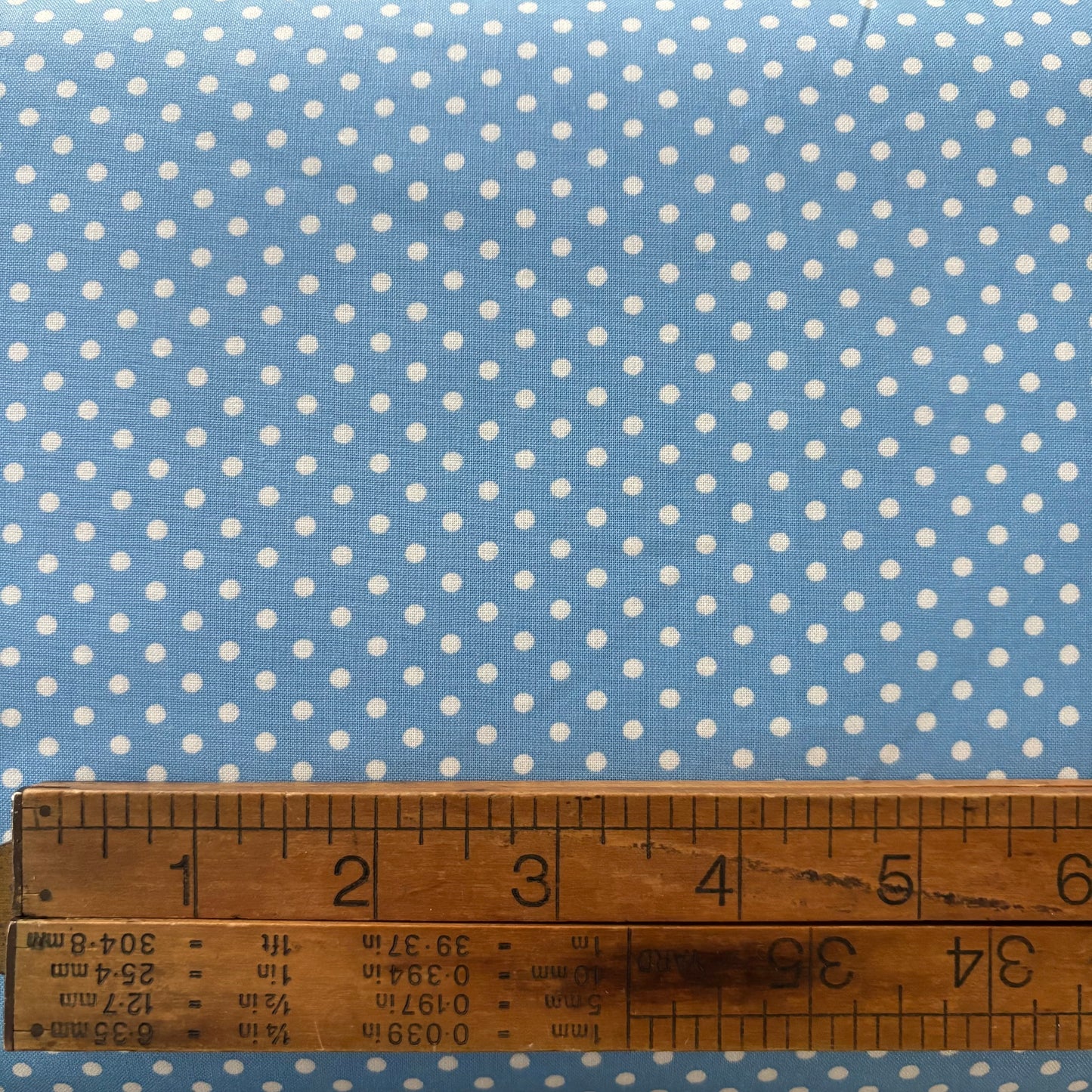 Happy Sweet Collection - Smaller Cream Spot on Blue