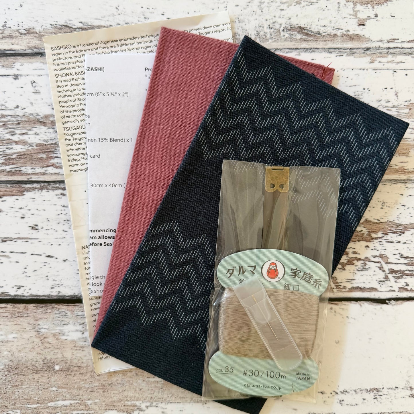 Sugi-Zashi Flex Frame Sashiko Purse in Navy