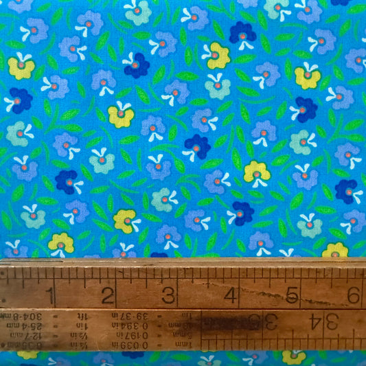 Petunia Bright Blue - Petit Pan