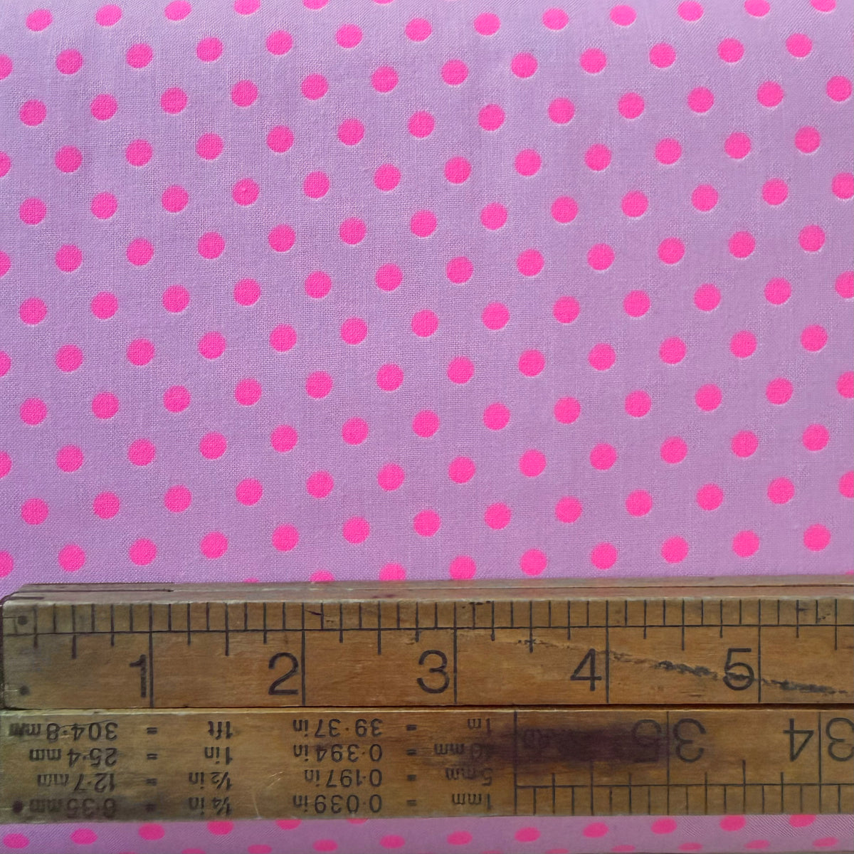 Retro Dot - Pink and Neon Pink
