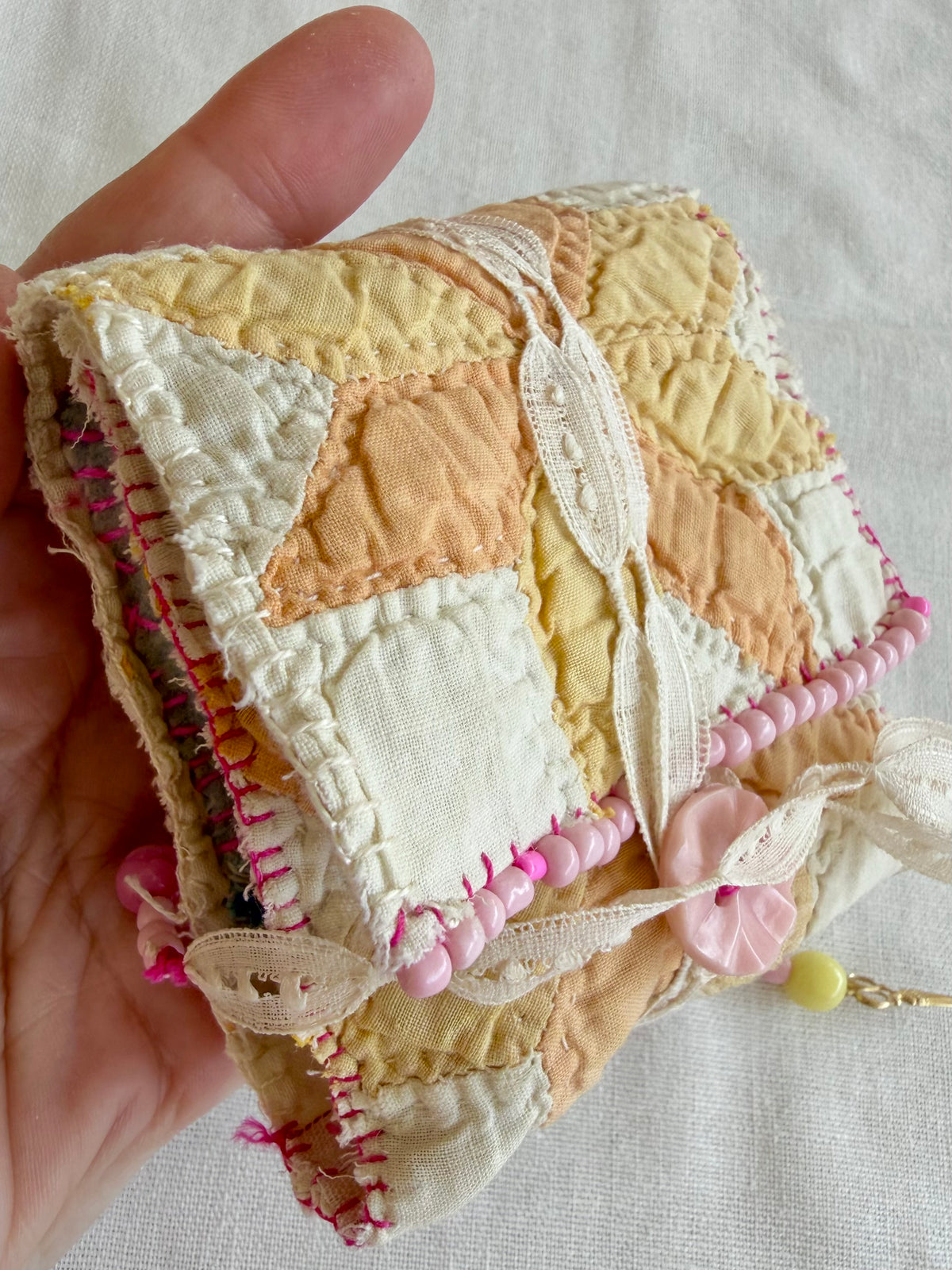 Small Project - Tiny Travel Huswif (Kit and Pattern)