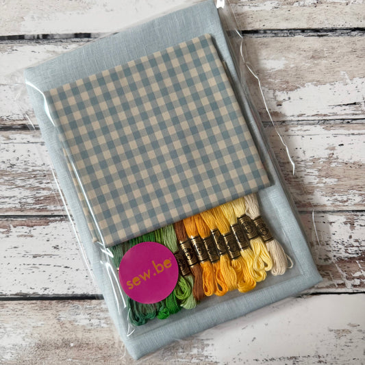 Betsy Rose Quilt - Partial Fabric and Thread Kit