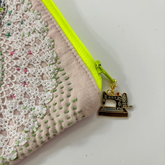 Sewing Machine Zipper Charm