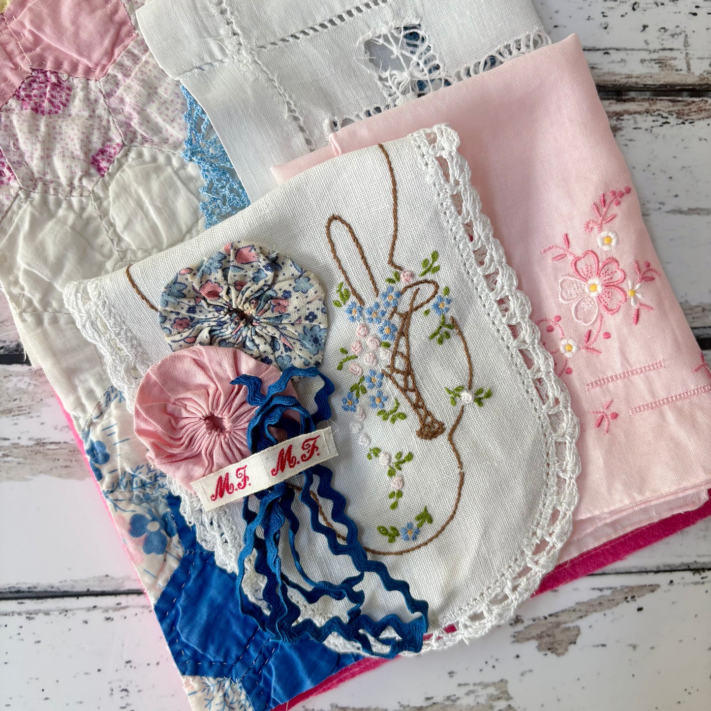 Needlebook Bundle with Vintage Quilt (2)