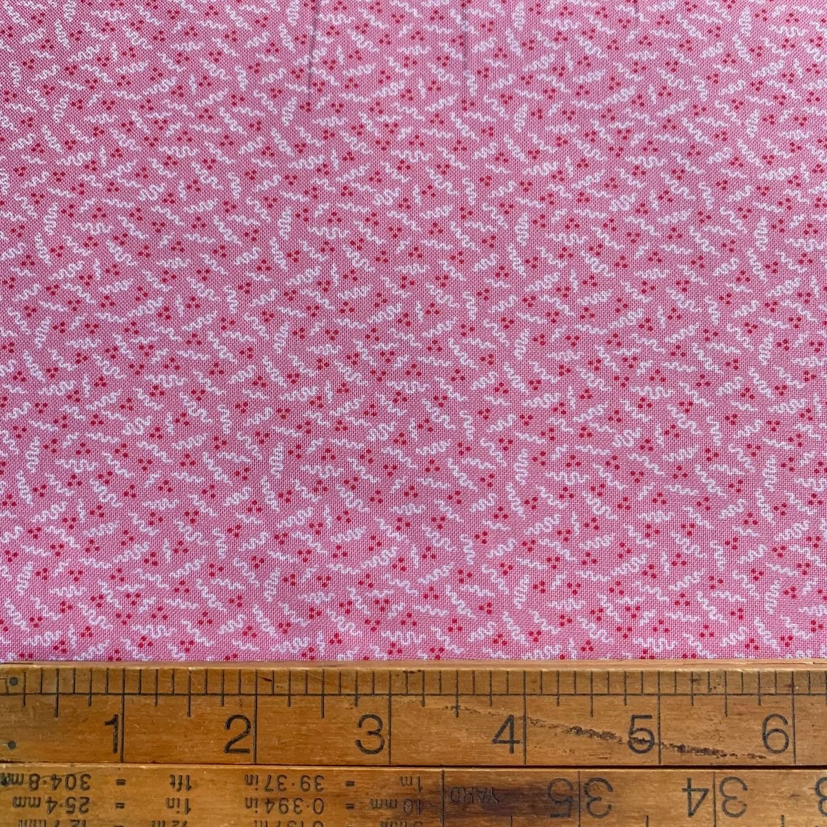Sanibel Island - Squiggle in Pink - Marcus Fabrics