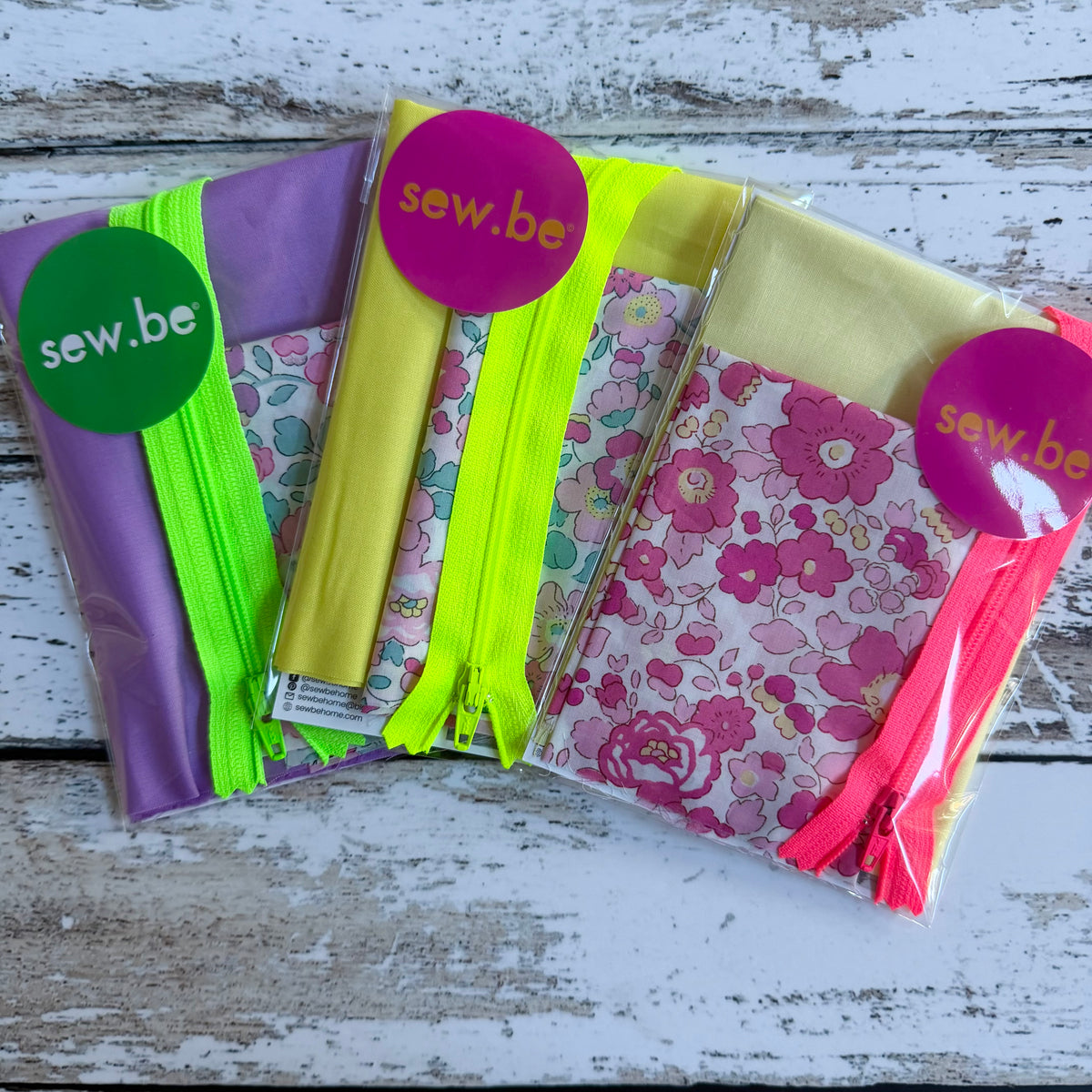 Small Project - Easy Peasy Zipper Pouch