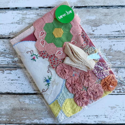 Vintage Needlebook Kit (I)