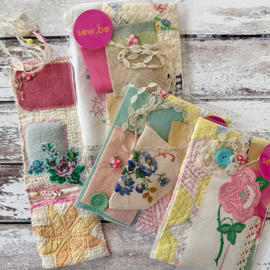 Small Project - Tiny Travel Huswif (Kit and Pattern)