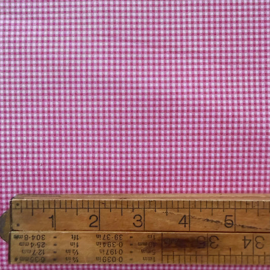 Petit Fleur Pink Gingham - by Makower Uk for Andover