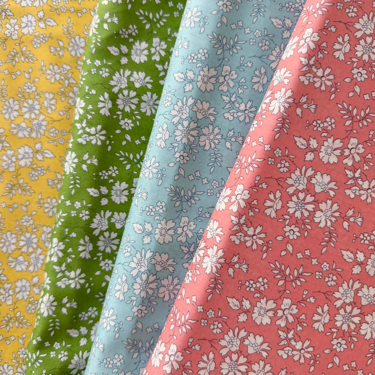 Bespoke Liberty Tana Lawn - Granny Smith Capel 036359131Z