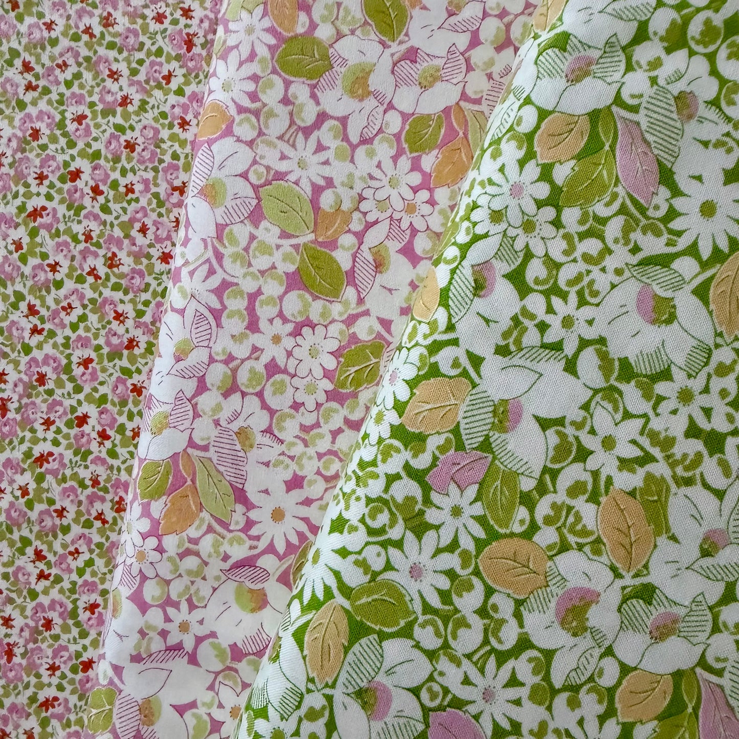 Summers End - Meadow Florals in Lilac - Moda
