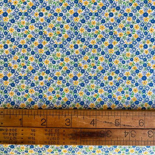 Cute Calico in Aloe - 30’s Playtime 2025 by Moda