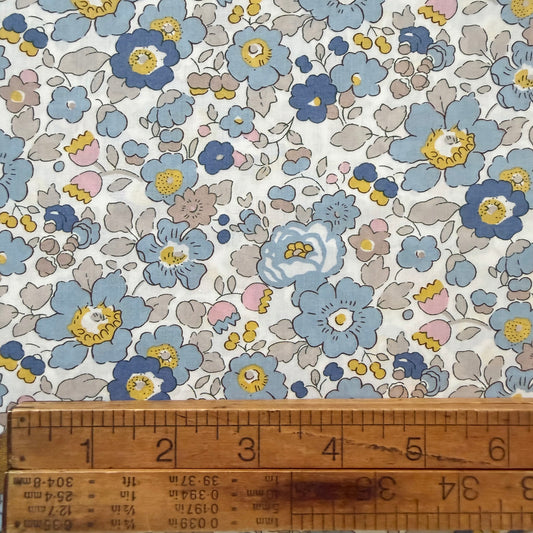 Bespoke Liberty Tana Lawn - Cloudy Blue Betsy