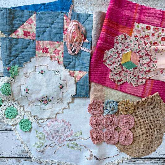 Vintage Needlebook Kit (D)
