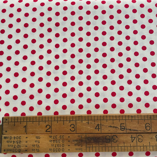 HappySweet Collection - Red Spot on Cream