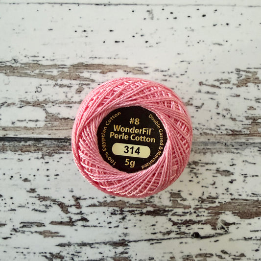 Wonderfil Perle 8 Thread - 314 Blushing Apricot