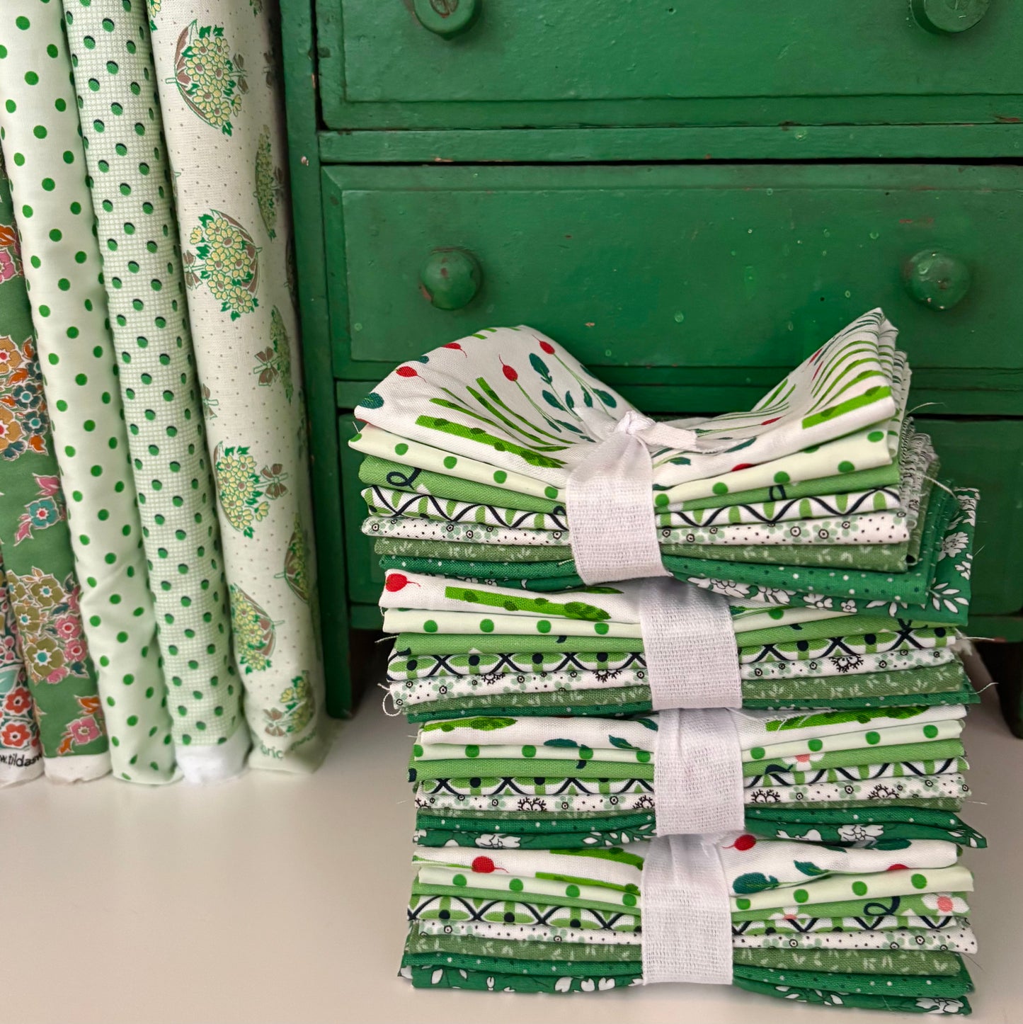Green is Queen Bundle