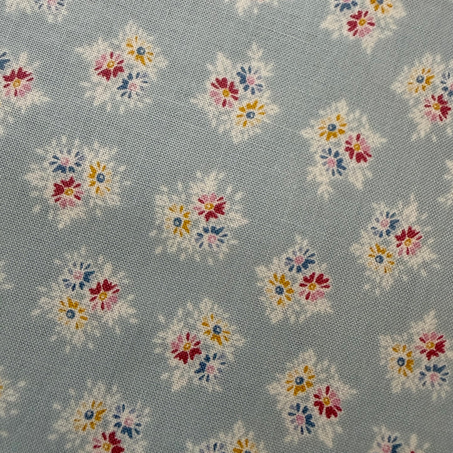 Petit Fleur Posy Blue  - by Makower Uk for Andover