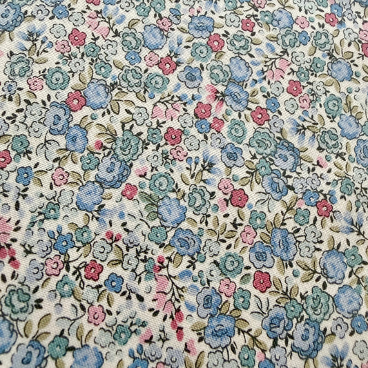 Petit Fleur Rose Blue  - by Makower Uk for Andover