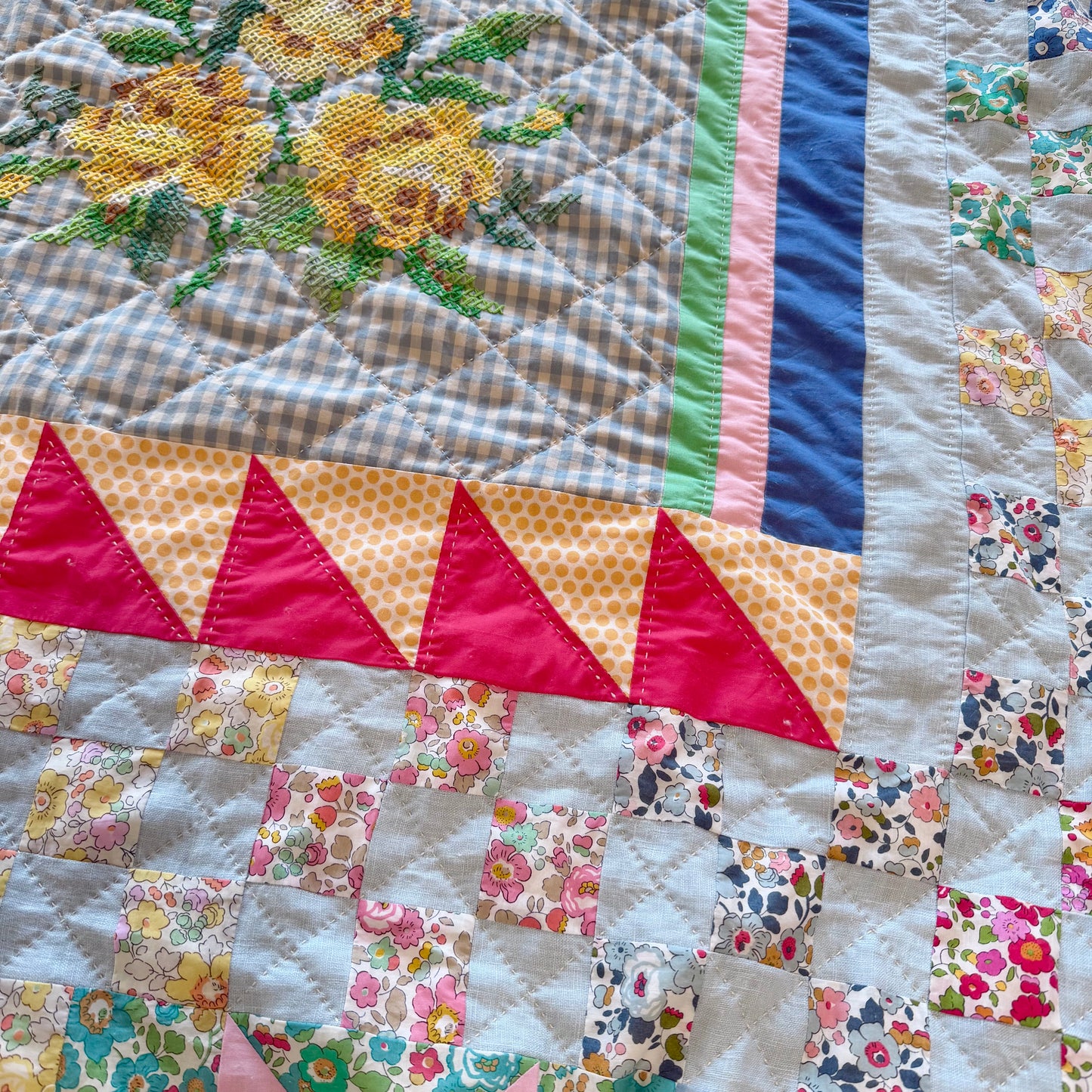 Betsy Rose Quilt  (Digital Download - A4 PDF)