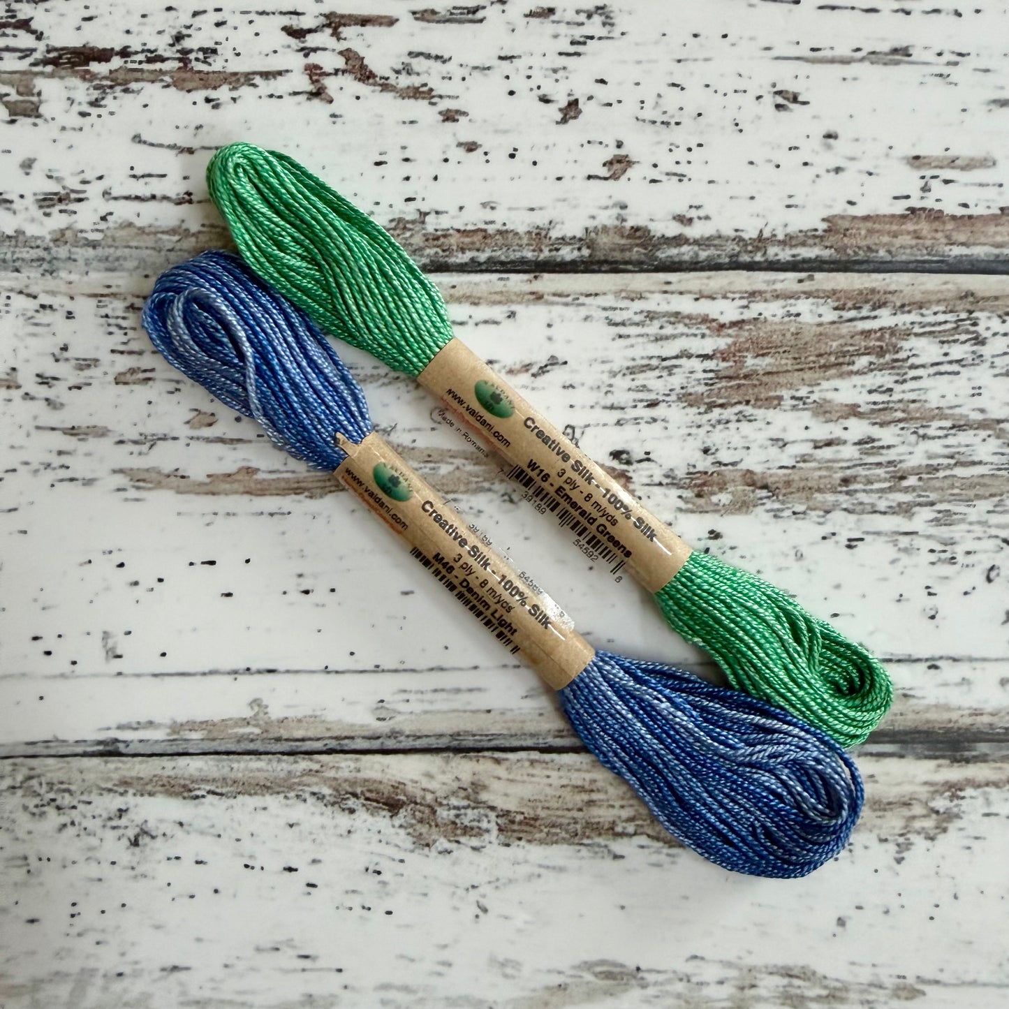 Valdani - Creative Silk 3ply - W16 Emerald Greens