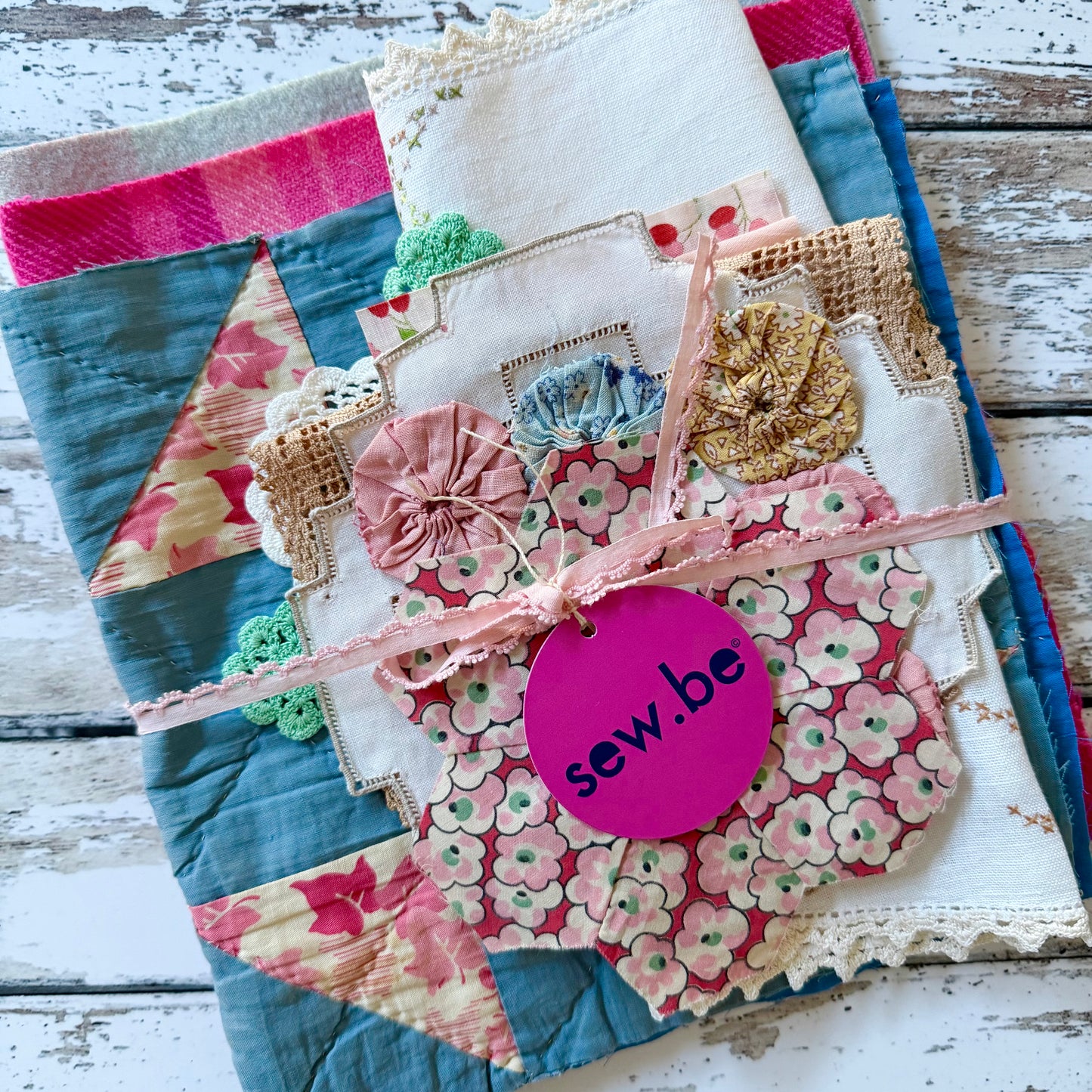 Vintage Needlebook Kit (D)