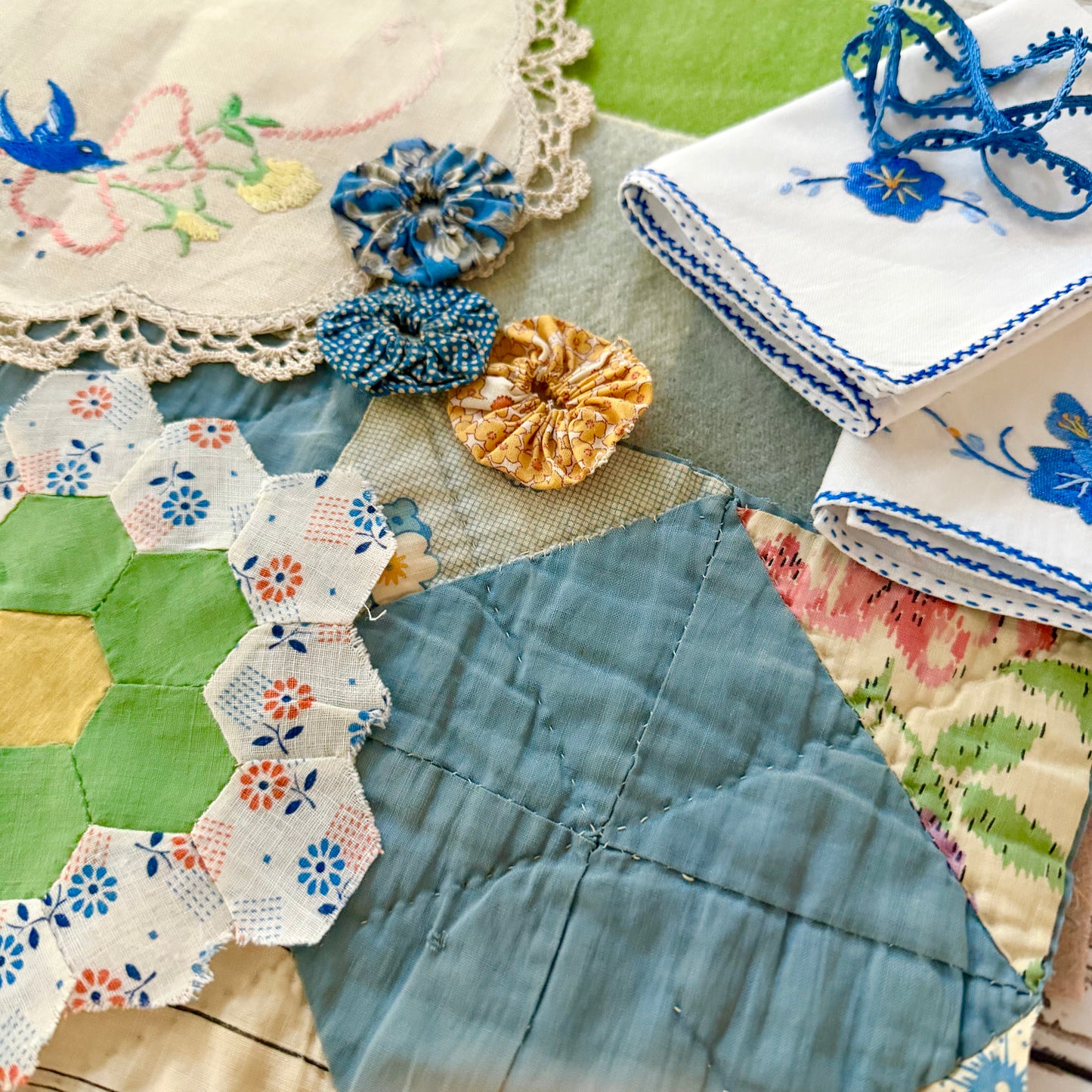Vintage Needlebook Kit (I)