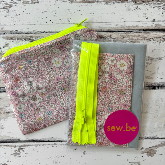 Small Project - Easy Peasy Zipper Pouch