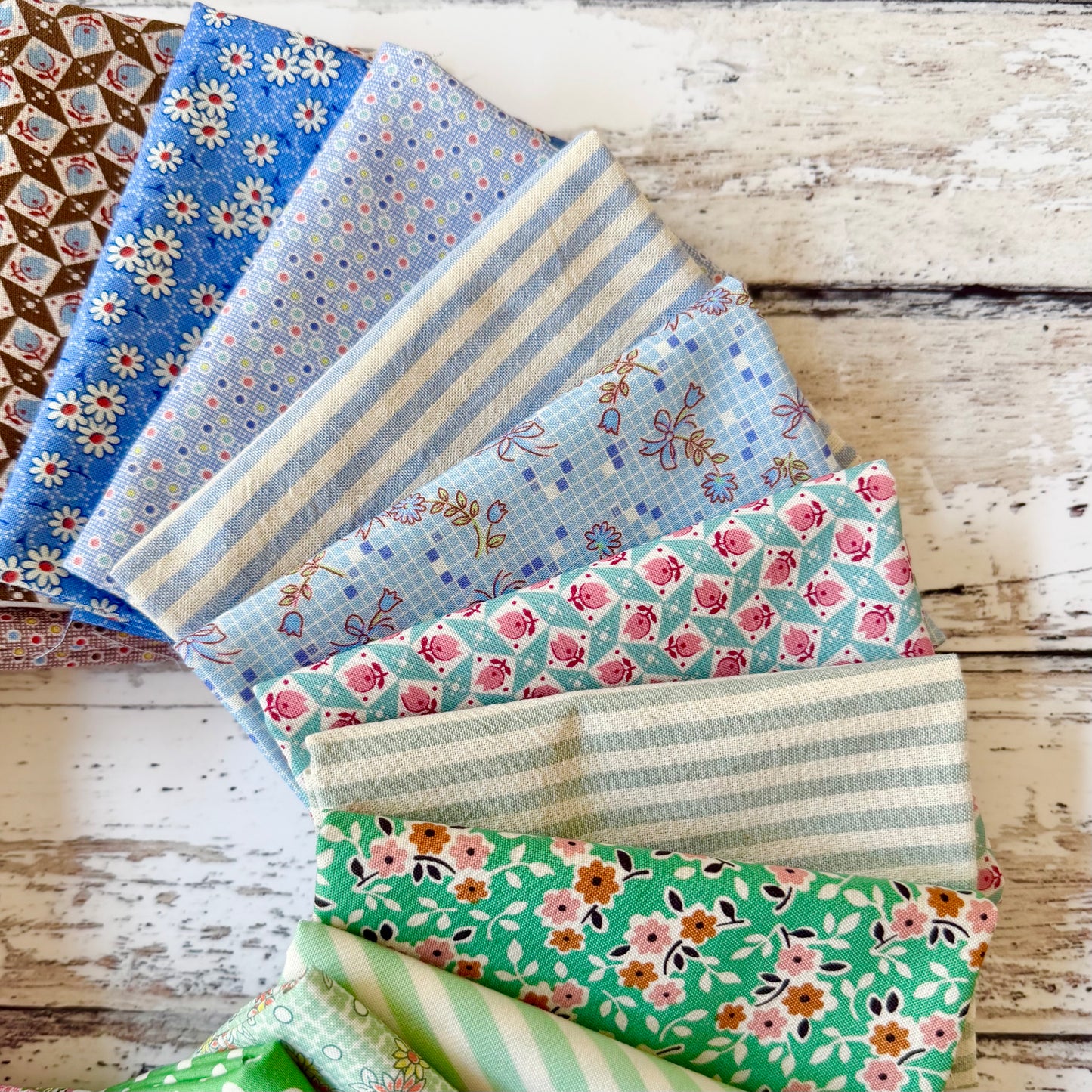 Half Square Triangle Quilt Bundle