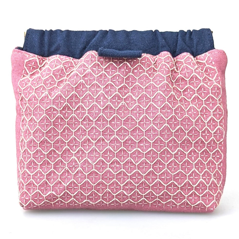 Kikko-Hano-Sashi Flex Frame Sashiko Purse - Pink