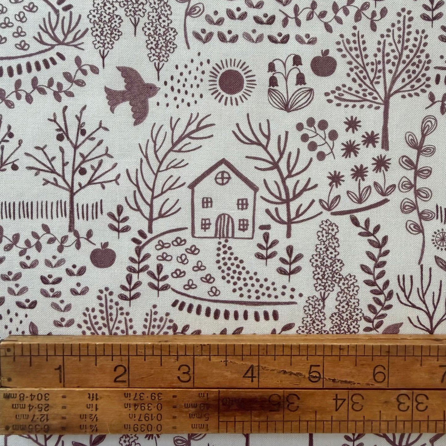 Cosy Home - Cosy Home and Garden on Autumn Mist