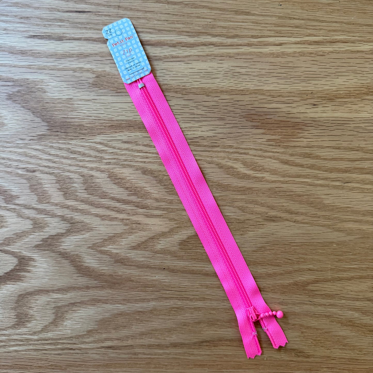 Petit Pan 22 cm Zipper - Fluorescent Pink