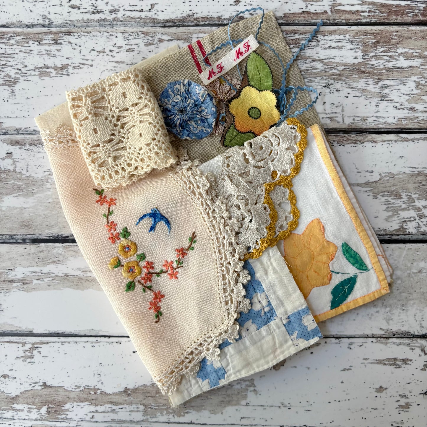 Needlebook Bundle with Vintage Quilt (4)